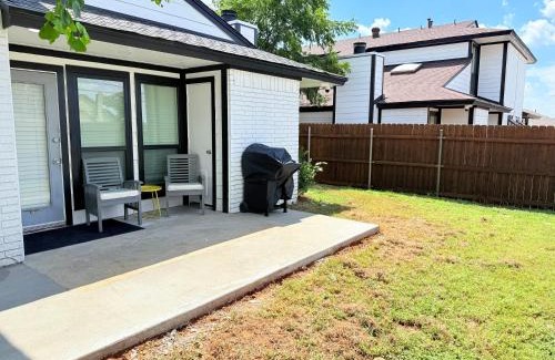 West Arlington House | Arlington Entertainment District Home Blue Door