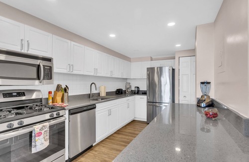 Crystal City Apartment | Arlington Fully Furnished Apartments