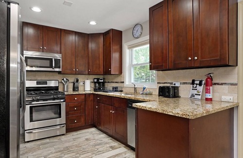Arlington Heights House | Arlington Heights FHS Rental