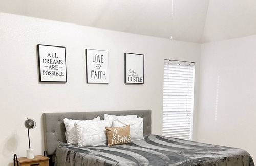 South Arlington House | Arlington highlands/parks mall area