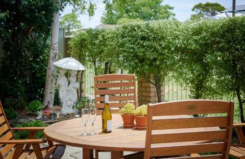 Portarlington Apartment | Arlingtons Holiday Accommodation