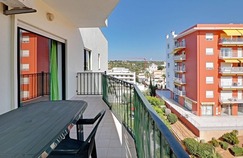 Armacao de Pera Apartment | Arma O DE Pera Central by Homing
