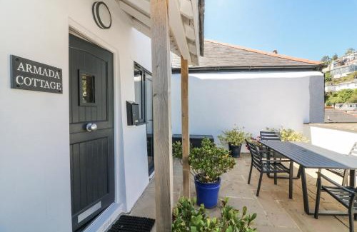 Dartmouth House | Armada Cottage