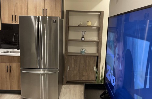 Saskatoon House | Armani Cabana: Brand New and Spacious