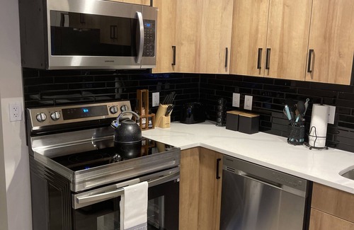 Saskatoon House | Armani Cabana: Brand New and Spacious
