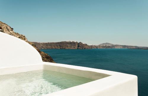 Oia Hotel | Armenaki