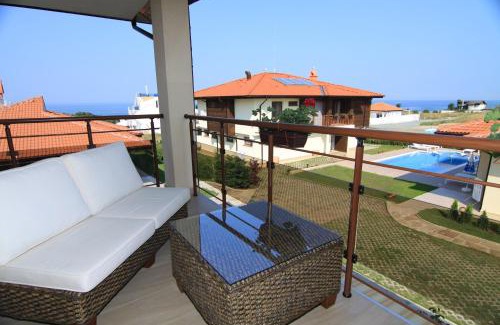 Lozenets Resort | Armira Lozenets