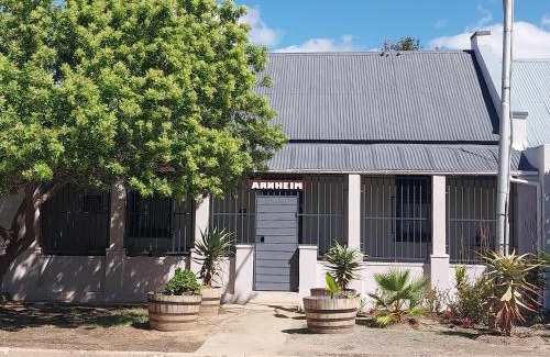 Robertson House | Arnheim Guest Cottage