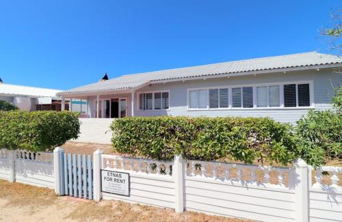 Waenhuiskrans House | Arniston Holiday Cottage