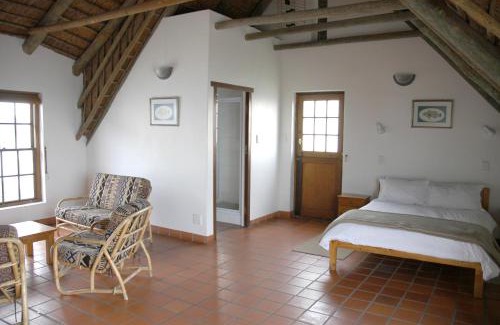 Waenhuiskrans Ski Chalet | Arniston Seaside Cottages