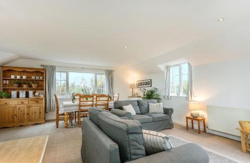 Treyarnon House | Arnold Cottage