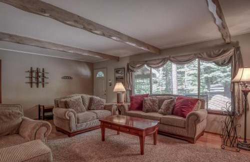 Glencoe House | Arnold Schwartzencabin