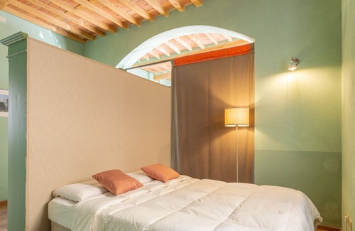 Santa Maria del Giudice Apartment | Aromatic Green House