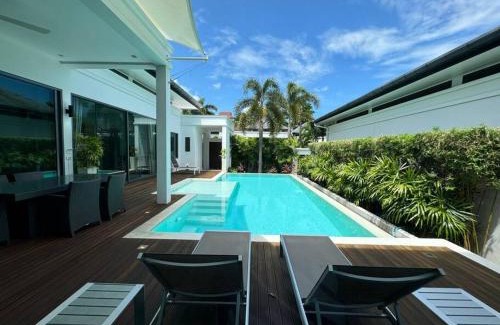 Ban Saiyuan Villa | Aromdee 2 Villa by G Estate Phuket