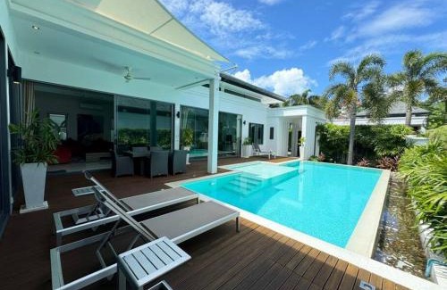Ban Saiyuan Villa | Aromdee 2 Villa by G Estate Phuket