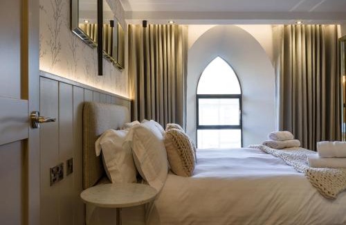 Isle of Arran House | Arran Shores Luxury Shorefront Apartment 5