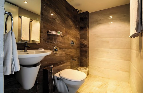 Ahmedabad Hotel | Arristo Resorts & Club