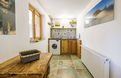 Waxweiler House | Arrive and feel at home in our beautiful wooden house