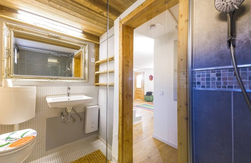 Waxweiler House | Arrive and feel at home in our beautiful wooden house