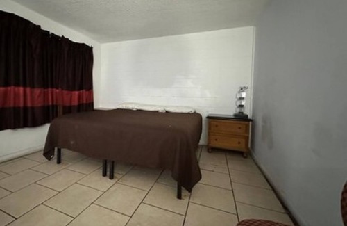 Edgewood Hotel | Arrow Motel By Oyo Near Downtown