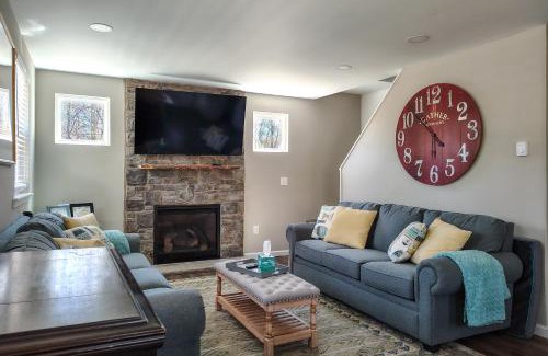 Pocono Lake House | Arrowhead Lake Access and Fire Pit Serene Cottage