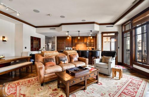 Empire Pass House | Arrowleaf Lodge - 3 Bed Condo #302