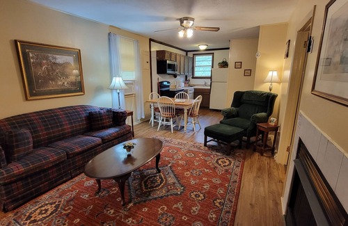 Cullowhee Cabin | Arrowmont Stables & Cabins