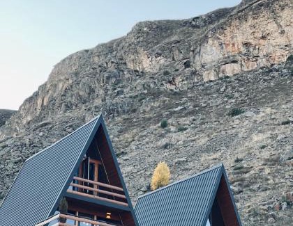 Kazbegi Ski Chalet | Arsha View