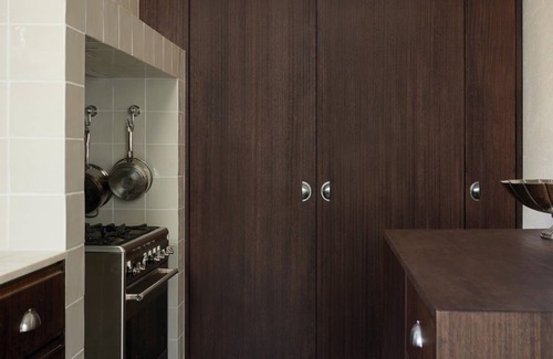 Middle Park Apartment | Art Deco Boutique Bespoke Brilliance + Beach&Park