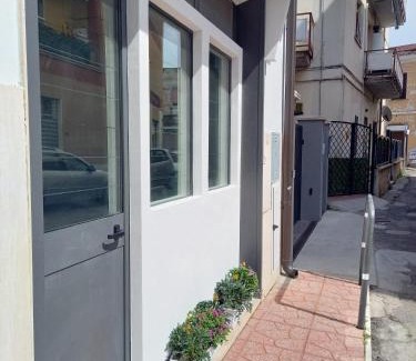 Terracina Apartment | ART DECO city center near the beach!