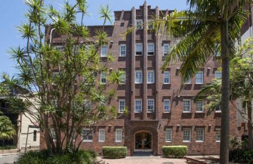 Darlinghurst Apartment | Art Deco Studio in the heart of Darlinghurst