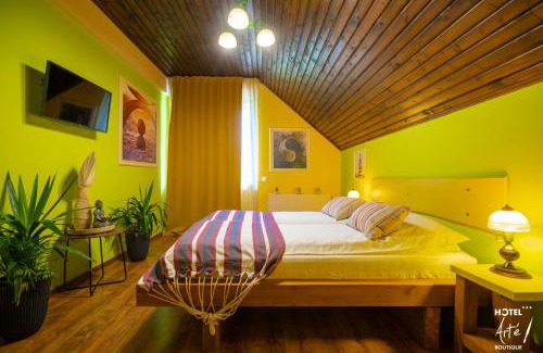 Baile Tusnad Bed & Breakfast | Art'e Boutique Rooms