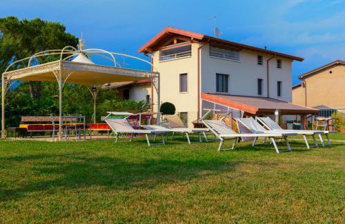 Lonato del Garda House | Art Gallery Foresteria