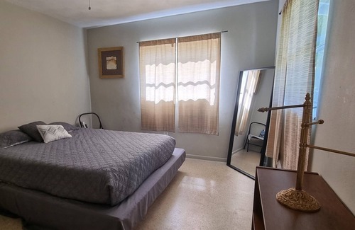 Bayou Oaks House | Art Haven Retreat - Open Plan Home with Sun Room and Fenced Yard