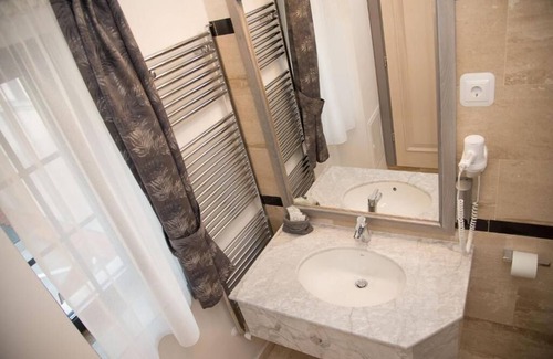 Historic Center Hotel | ART HOTEL