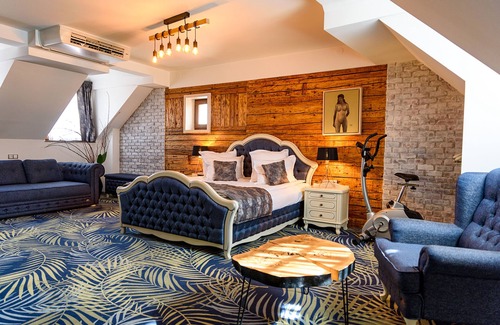 Historic Center Hotel | ART HOTEL
