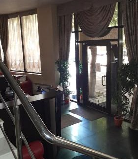 Shevchenkivs'kyi District Hotel | Art-Hotel