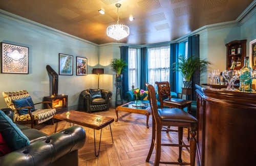 Londonderry House | Art House