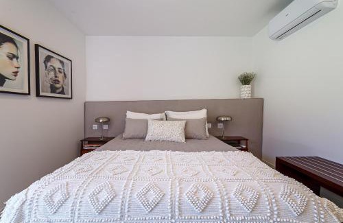 Aveiro Apartment | Art Living Gravito incl Parking by Home Sweet Home Aveiro