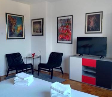 Velika Gorica Apartment | ART STUDIO Airport Zagreb