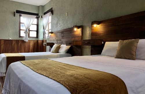 Santa Lucia Hotel | Arte Sano Hotel San Cristobal