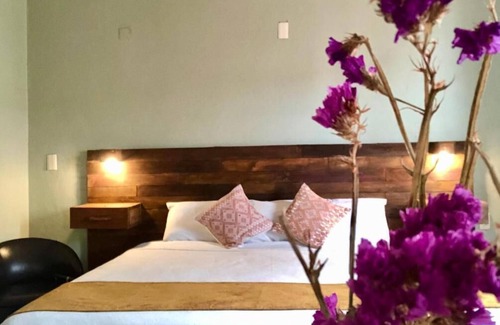 Santa Lucia Hotel | Arte Sano Hotel San Cristobal