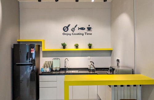 Gelugor Apartment | Arte S Penang by Plush