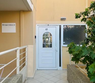 Nea Peramos Apartment | Artemis apartment