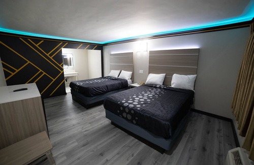 Bellflower Hotel | Artesia Motor Inn