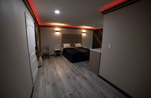 Bellflower Hotel | Artesia Motor Inn