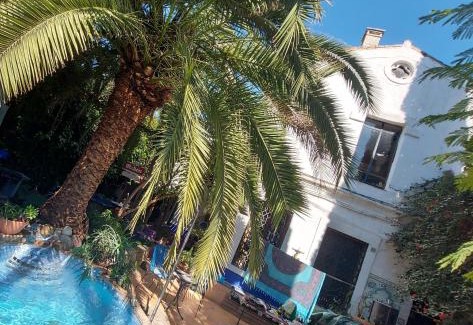 Alora Apartment | Artestacion
