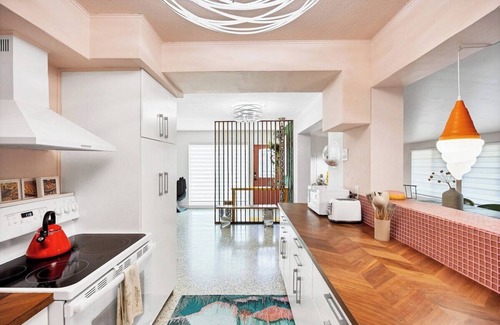 Whitfield House | ArtHouse · Art Inspired Dream Home + Pool + Beaches + SRQ