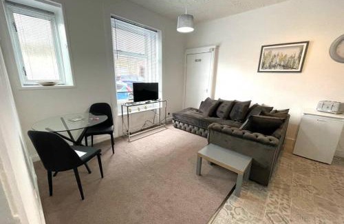 Hawick Apartment | Arthur Apartment