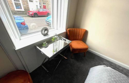 Hawick Apartment | Arthur Apartment